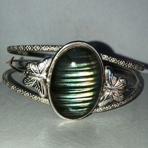 AAA Labradorite Blue/Green Gemstone Butterfly Design Cuff